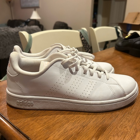 Adidas White Minimalist Sneakers Low-Top - Picture 2 of 4